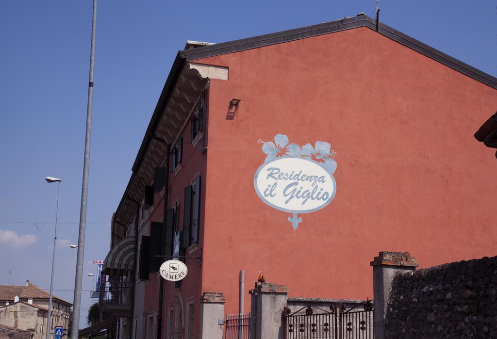 Residenza Il Giglio Bed & Breakfast Mozzecane Eksteriør bilde