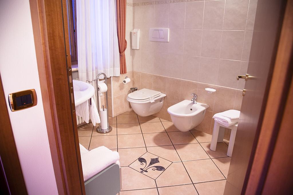 Residenza Il Giglio Bed & Breakfast Mozzecane Eksteriør bilde